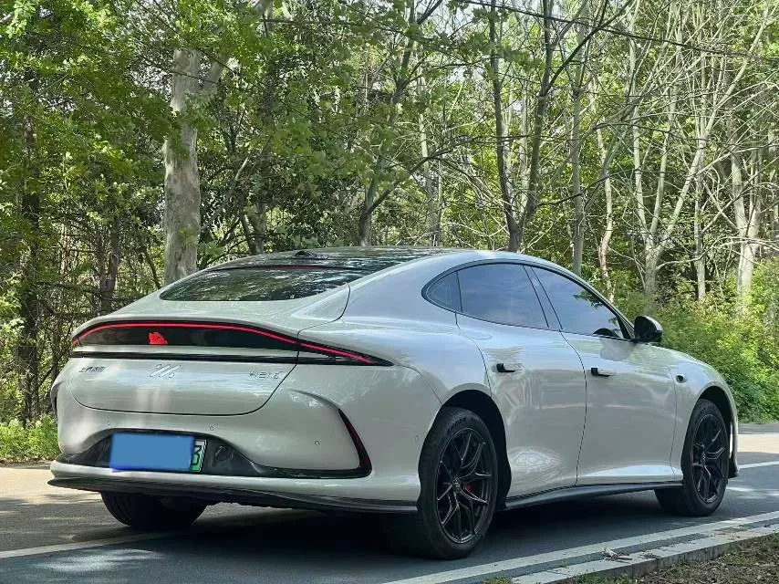 2024 IM L6 BEV 83KWH,autocango,china used car exporter,china ev exporter,chinese used car exporter,chinese used ev exporter