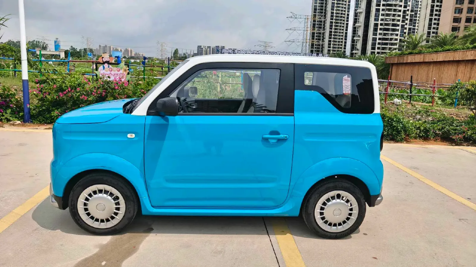 2025 ZD Rainbow BEV,autocango,china used car exporter,china ev exporter,chinese used car exporter,chinese used ev exporter