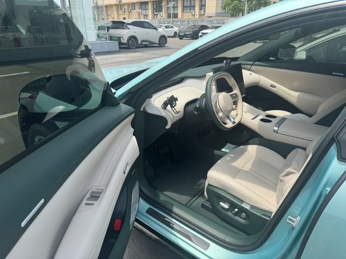 2025 MI YU7 BEV 101.7KWH,autocango,china used car exporter,china ev exporter,chinese used car exporter,chinese used ev exporter