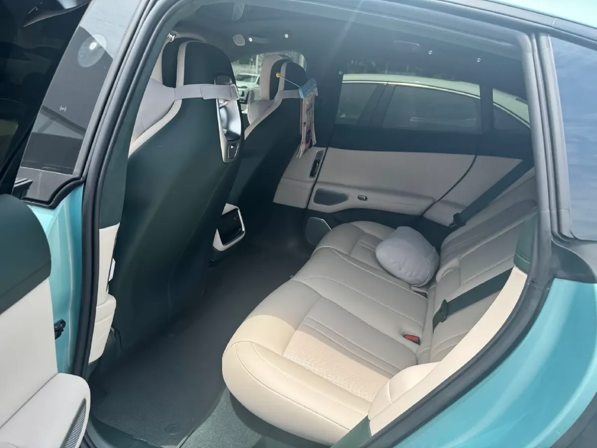 2025 MI YU7 BEV 101.7KWH,autocango,china used car exporter,china ev exporter,chinese used car exporter,chinese used ev exporter