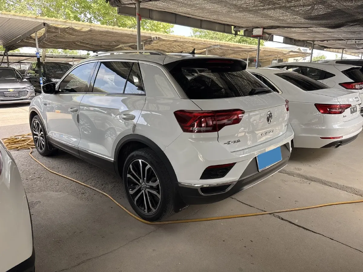 2020 Volkswagen T-Roc 1.4T 150HP L4 7DCT,autocango,china used car exporter,china ev exporter,chinese used car exporter,chinese used ev exporter