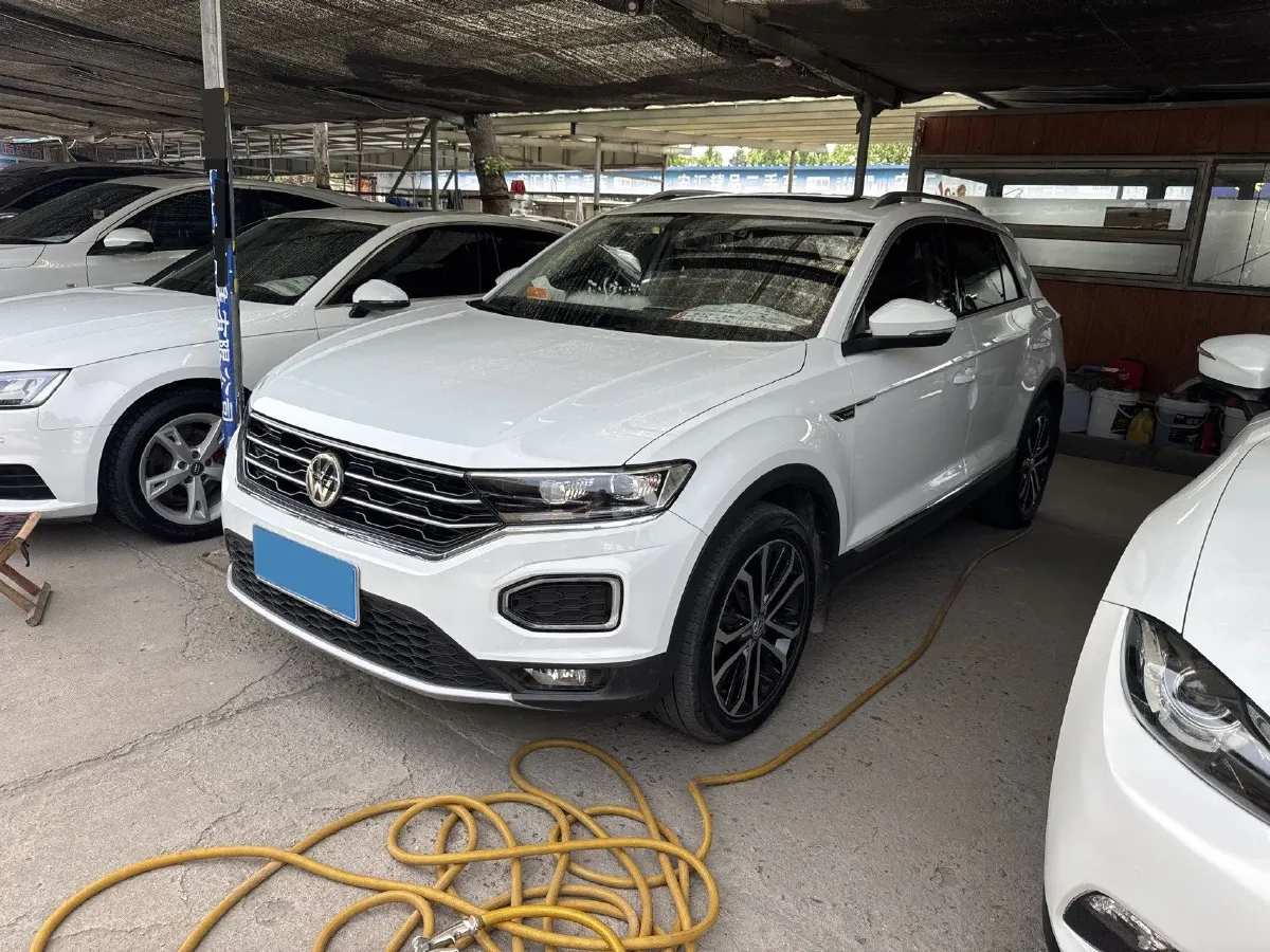 2020 Volkswagen T-Roc 1.4T 150HP L4 7DCT,autocango,china used car exporter,china ev exporter,chinese used car exporter,chinese used ev exporter