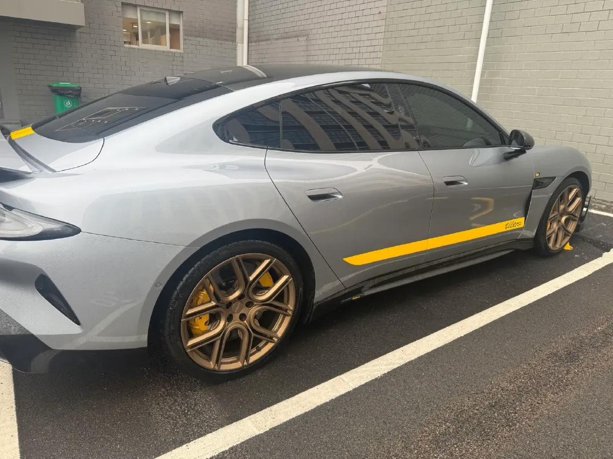 2025 MI SU7 Ultra BEV 93.7KWH,autocango,china used car exporter,china ev exporter,chinese used car exporter,chinese used ev exporter