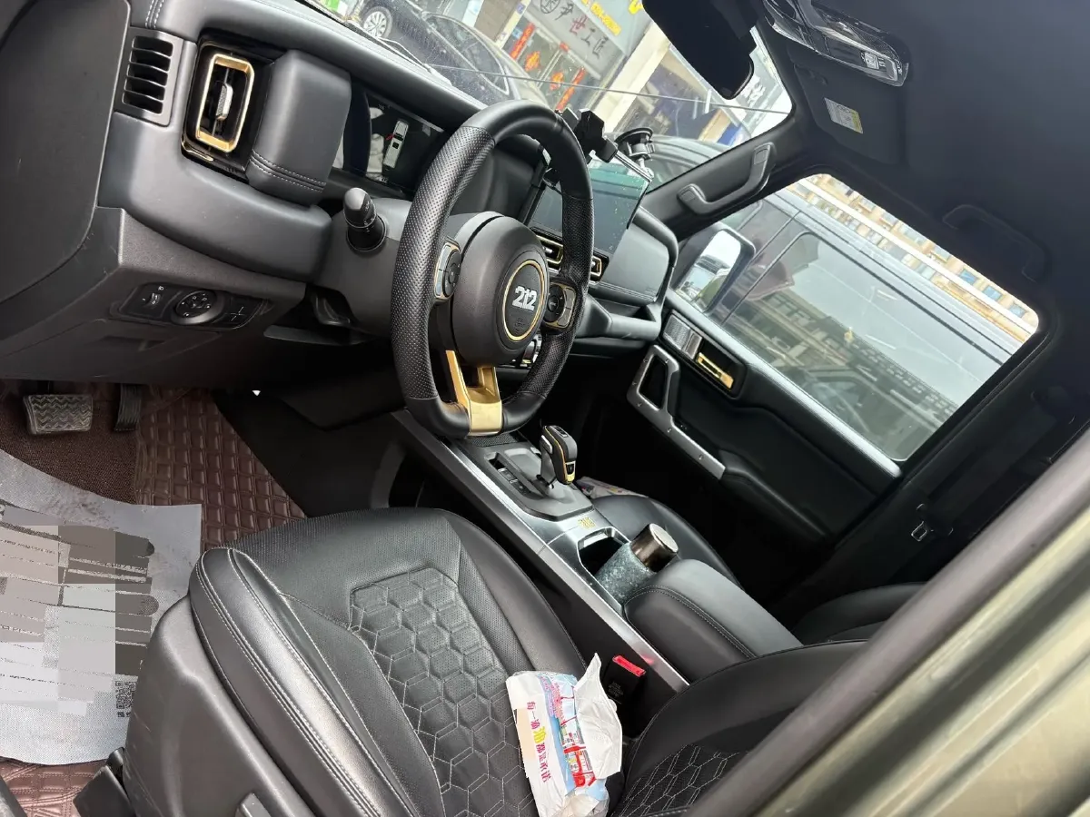 2024 212 212 T01 2.0T 252HP L4 8AT,autocango,china used car exporter,china ev exporter,chinese used car exporter,chinese used ev exporter