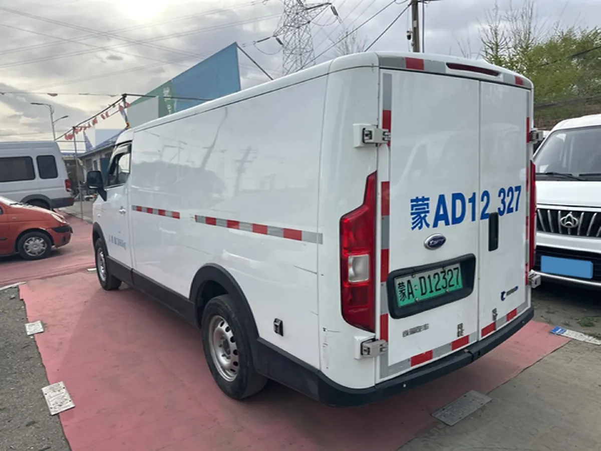 2022 Karry Dolphin EV BEV 43.5KWH,autocango,china used car exporter,china ev exporter,chinese used car exporter,chinese used ev exporter