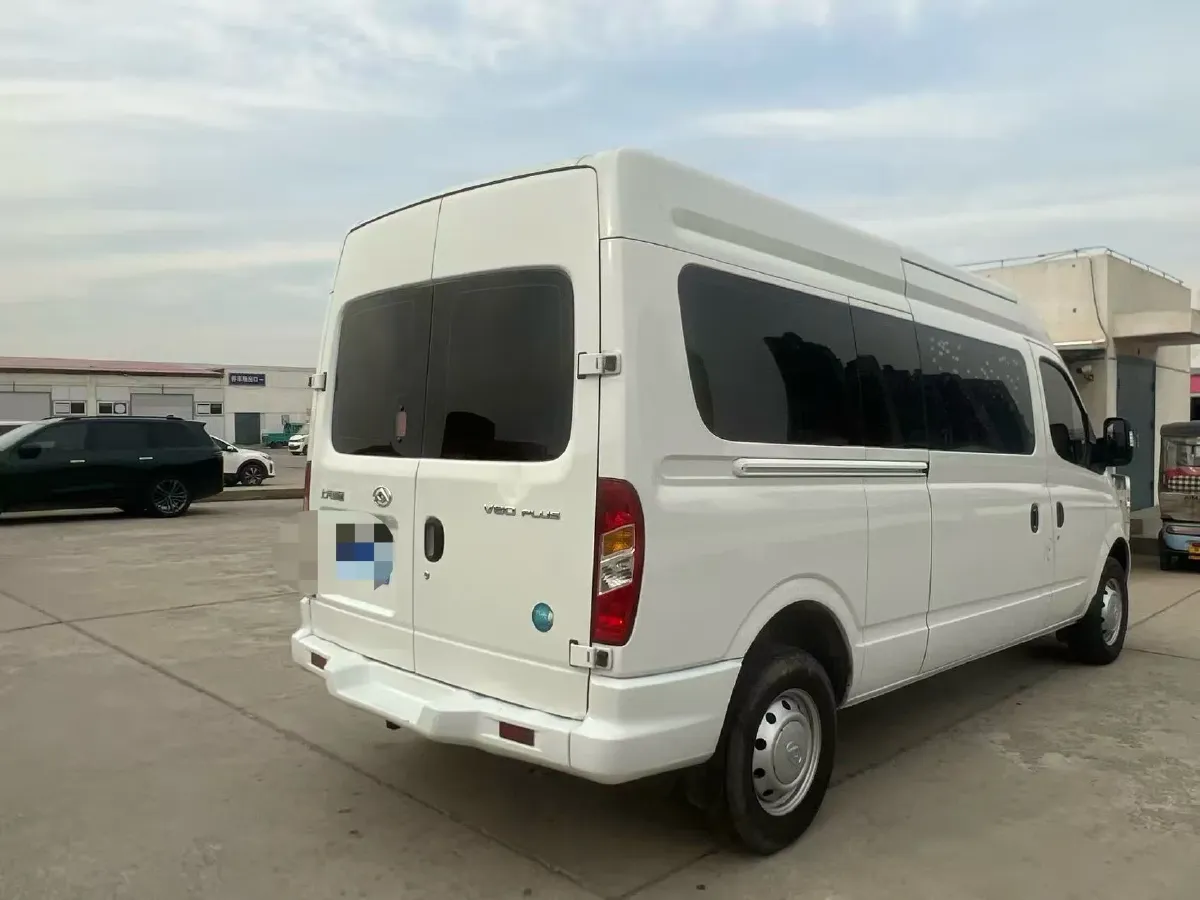 2021 MAXUS XinTu V80 2.0T 139HP L4 6MT,autocango,china used car exporter,china ev exporter,chinese used car exporter,chinese used ev exporter