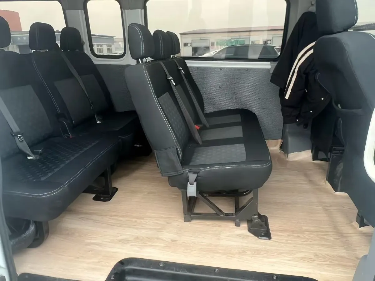 2021 MAXUS XinTu V80 2.0T 139HP L4 6MT,autocango,china used car exporter,china ev exporter,chinese used car exporter,chinese used ev exporter