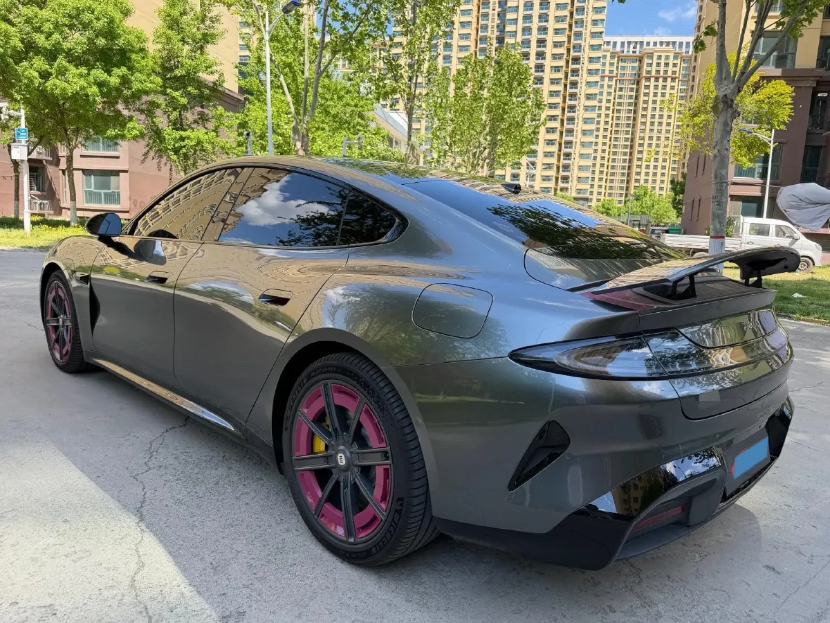 2024 MI SU7 BEV 101KWH,autocango,china used car exporter,china ev exporter,chinese used car exporter,chinese used ev exporter