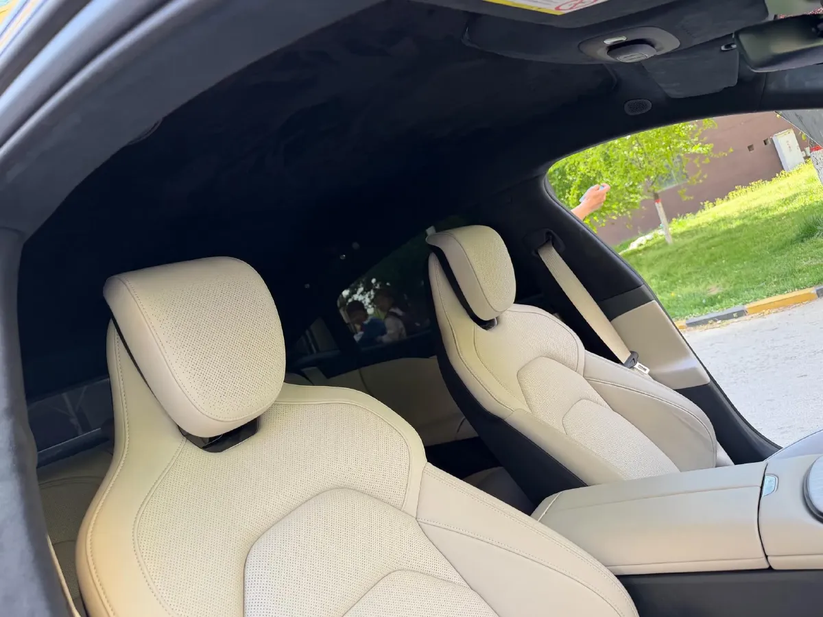 2024 MI SU7 BEV 101KWH,autocango,china used car exporter,china ev exporter,chinese used car exporter,chinese used ev exporter