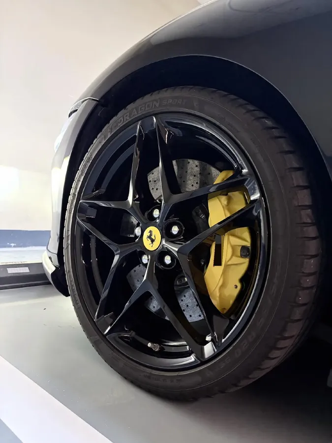 2020 Ferrari Roma 3.9T 620HP V8 8DCT,autocango,china used car exporter,china ev exporter,chinese used car exporter,chinese used ev exporter