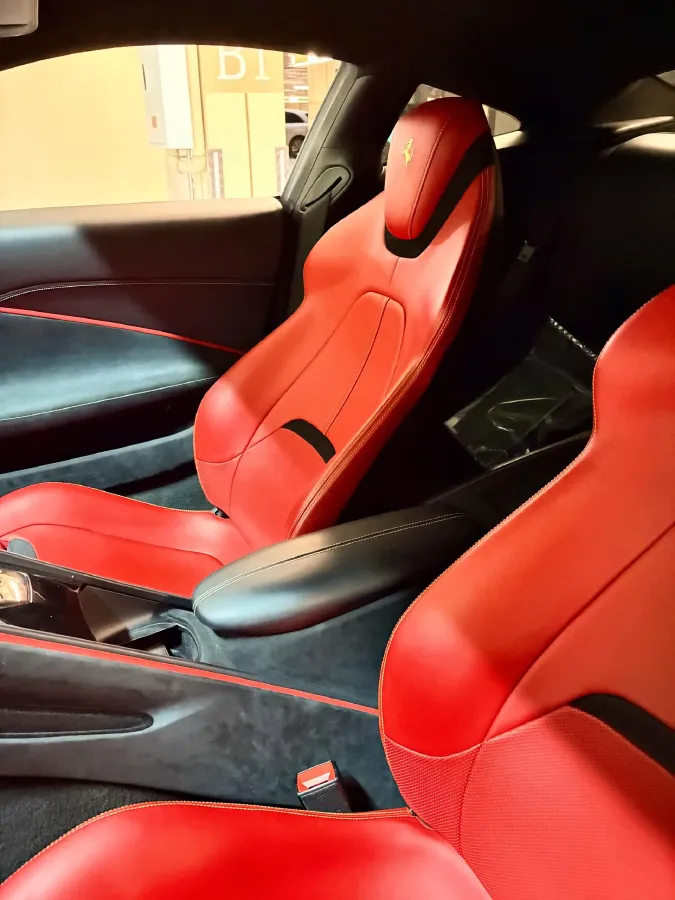 2020 Ferrari Roma 3.9T 620HP V8 8DCT,autocango,china used car exporter,china ev exporter,chinese used car exporter,chinese used ev exporter