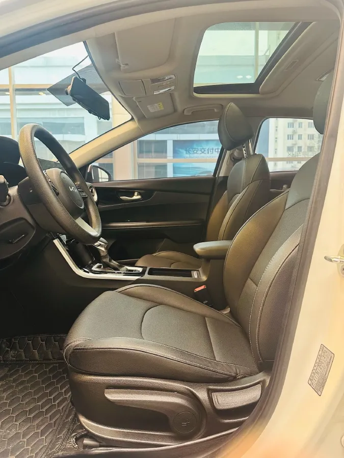 2021 Kia K3 1.5L 115HP L4 CVT,autocango,china used car exporter,china ev exporter,chinese used car exporter,chinese used ev exporter