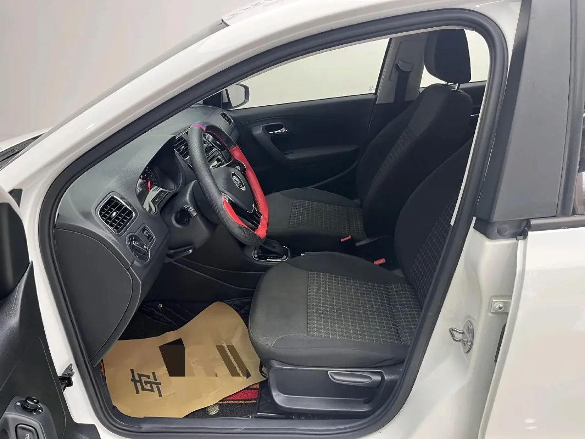 2016 Volkswagen Polo 1.6L 110HP L4 6AT,autocango,china used car exporter,china ev exporter,chinese used car exporter,chinese used ev exporter