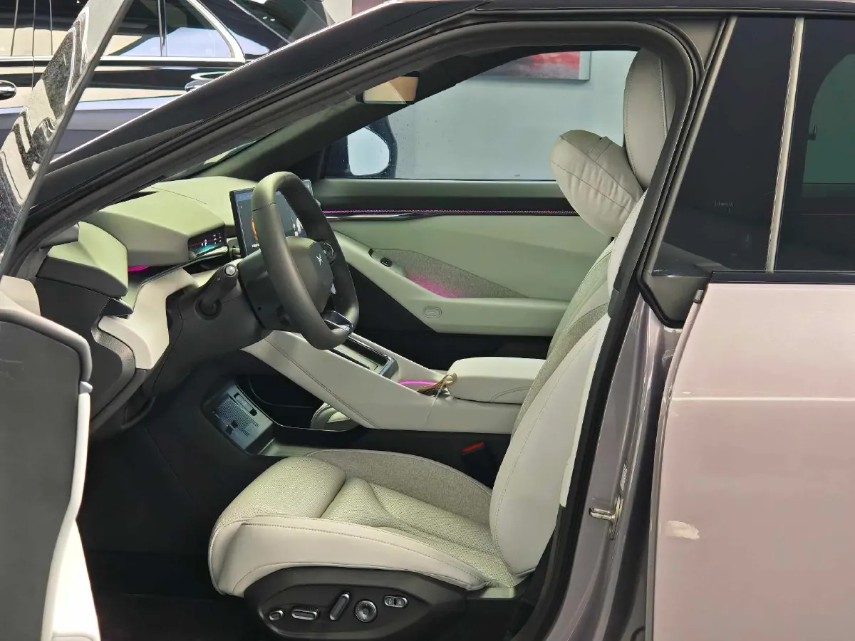 2025 Xpeng P7 BEV,autocango,china used car exporter,china ev exporter,chinese used car exporter,chinese used ev exporter