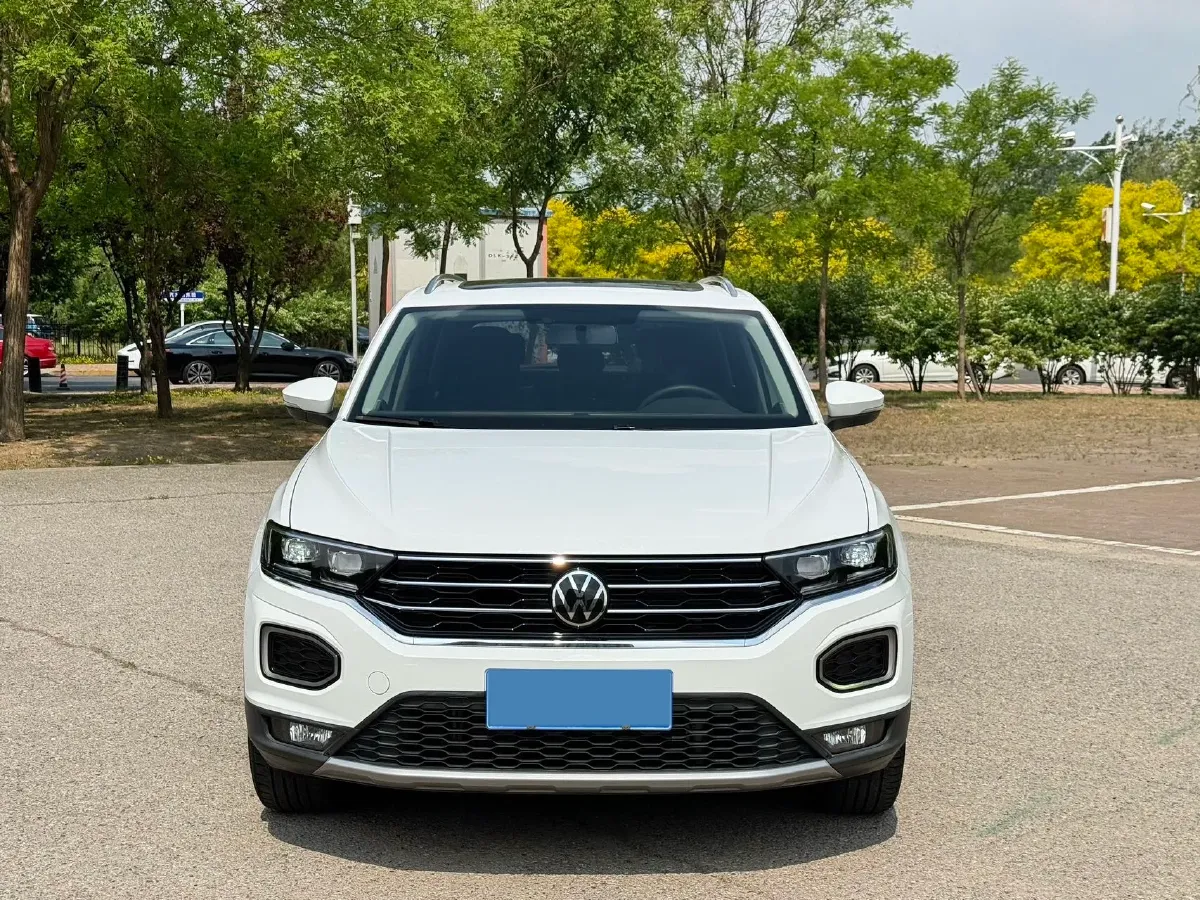 2021 Volkswagen T-Roc 1.4T 150HP L4 7DCT,autocango,china used car exporter,china ev exporter,chinese used car exporter,chinese used ev exporter