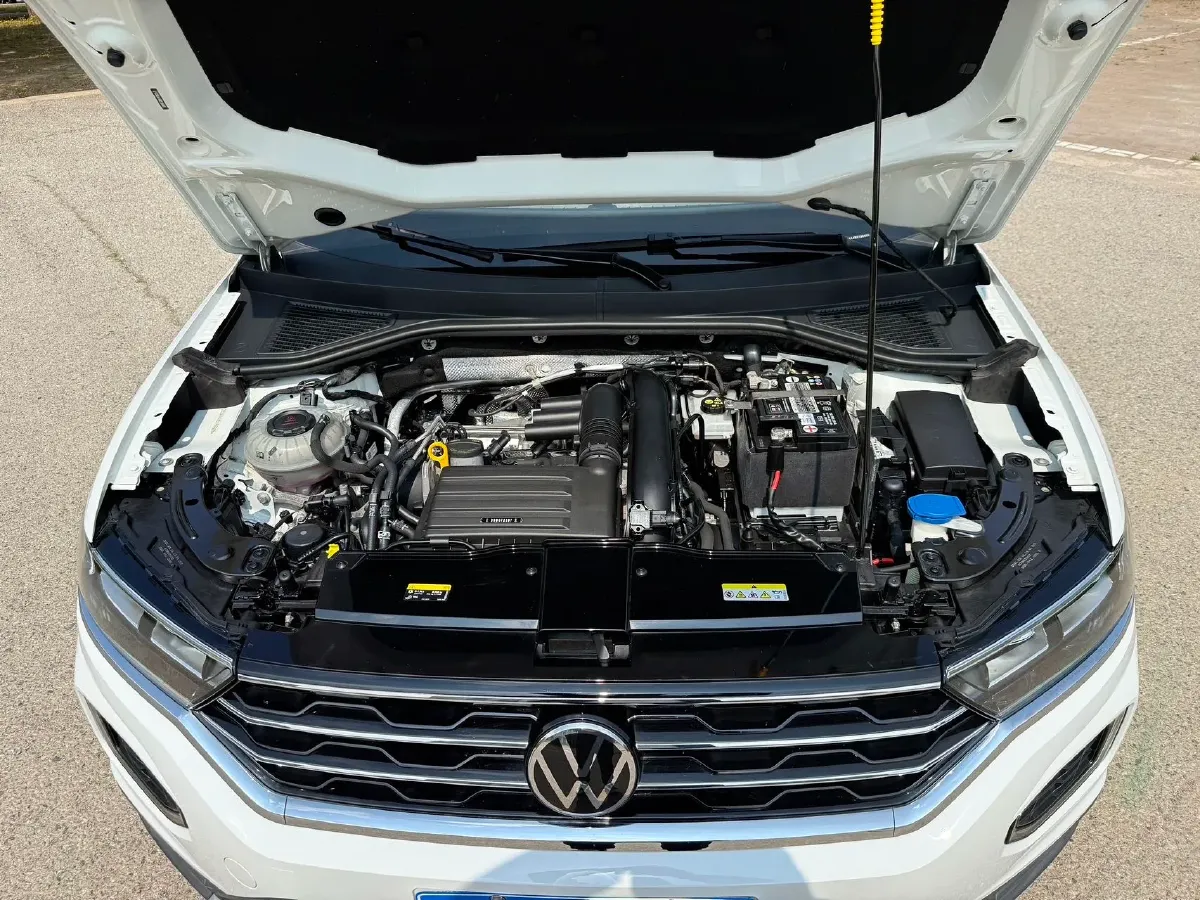 2021 Volkswagen T-Roc 1.4T 150HP L4 7DCT,autocango,china used car exporter,china ev exporter,chinese used car exporter,chinese used ev exporter