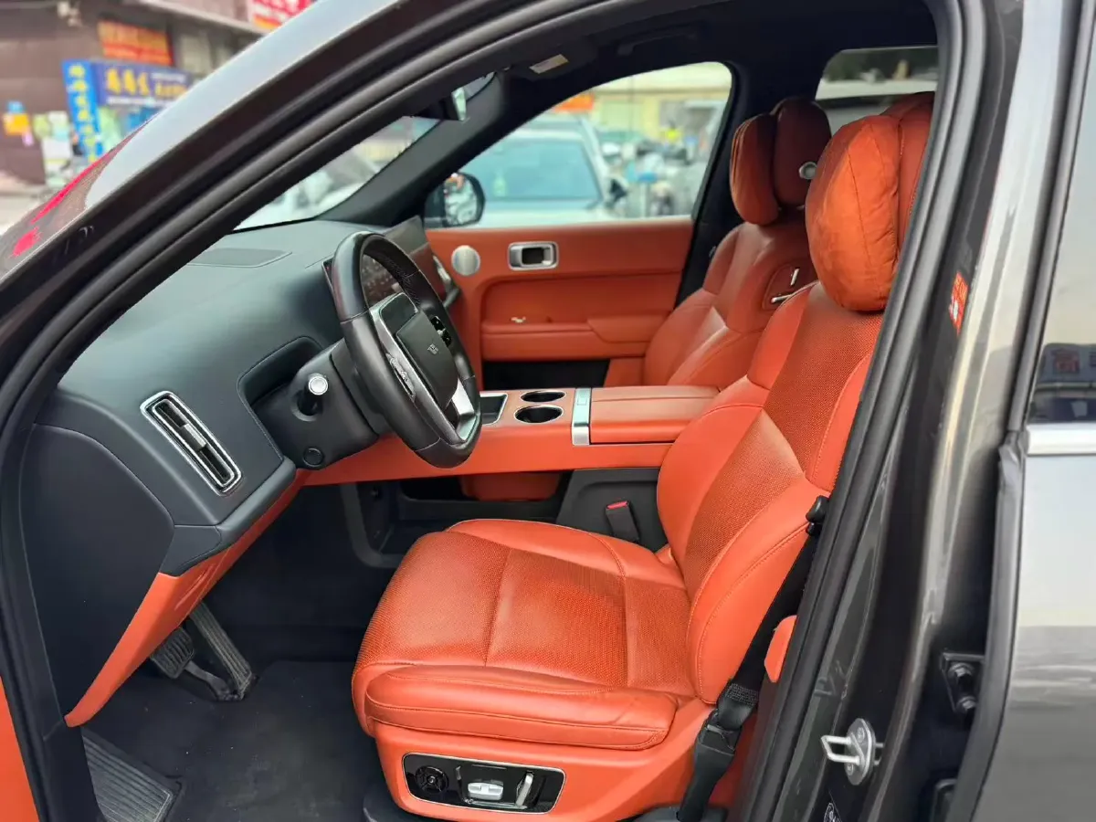 2022 Li L9 Range Extended 154HP REEV 42.6KWH,autocango,china used car exporter,china ev exporter,chinese used car exporter,chinese used ev exporter