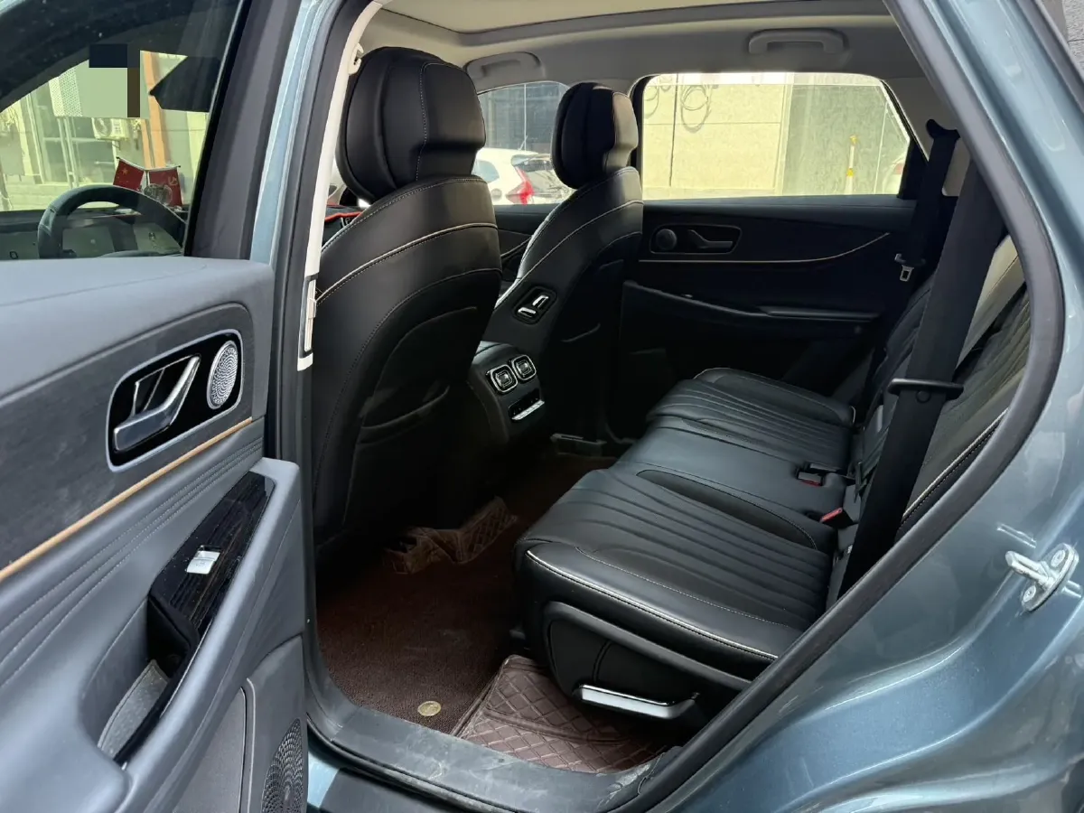 2023 Chery Tiggo 9 2.0T 261HP L4 8AT,autocango,china used car exporter,china ev exporter,chinese used car exporter,chinese used ev exporter