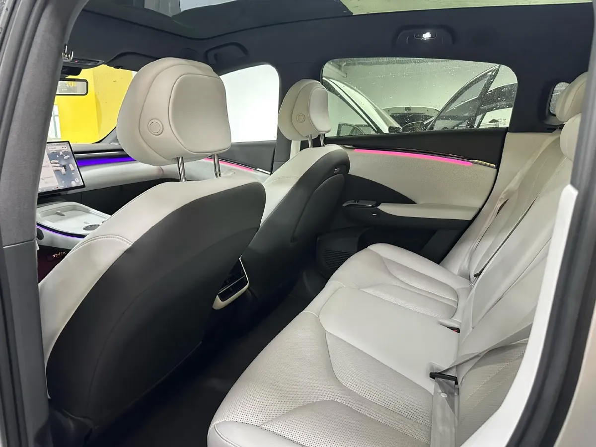 2025 Xpeng G7 BEV,autocango,china used car exporter,china ev exporter,chinese used car exporter,chinese used ev exporter