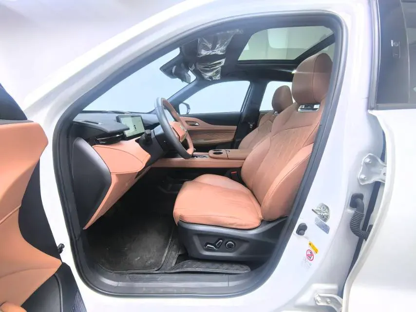 2024 ChangAn UNI-Z 1.5L 98HP L4 E-CVT PHEV 18.4KWH,autocango,china used car exporter,china ev exporter,chinese used car exporter,chinese used ev exporter