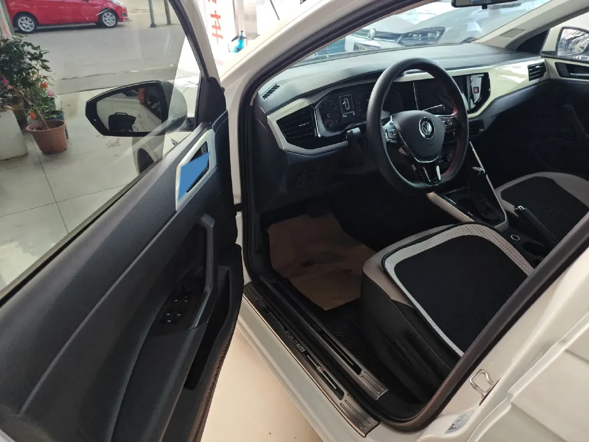 2019 Volkswagen Polo 1.5L 113HP L4 6AT,autocango,china used car exporter,china ev exporter,chinese used car exporter,chinese used ev exporter