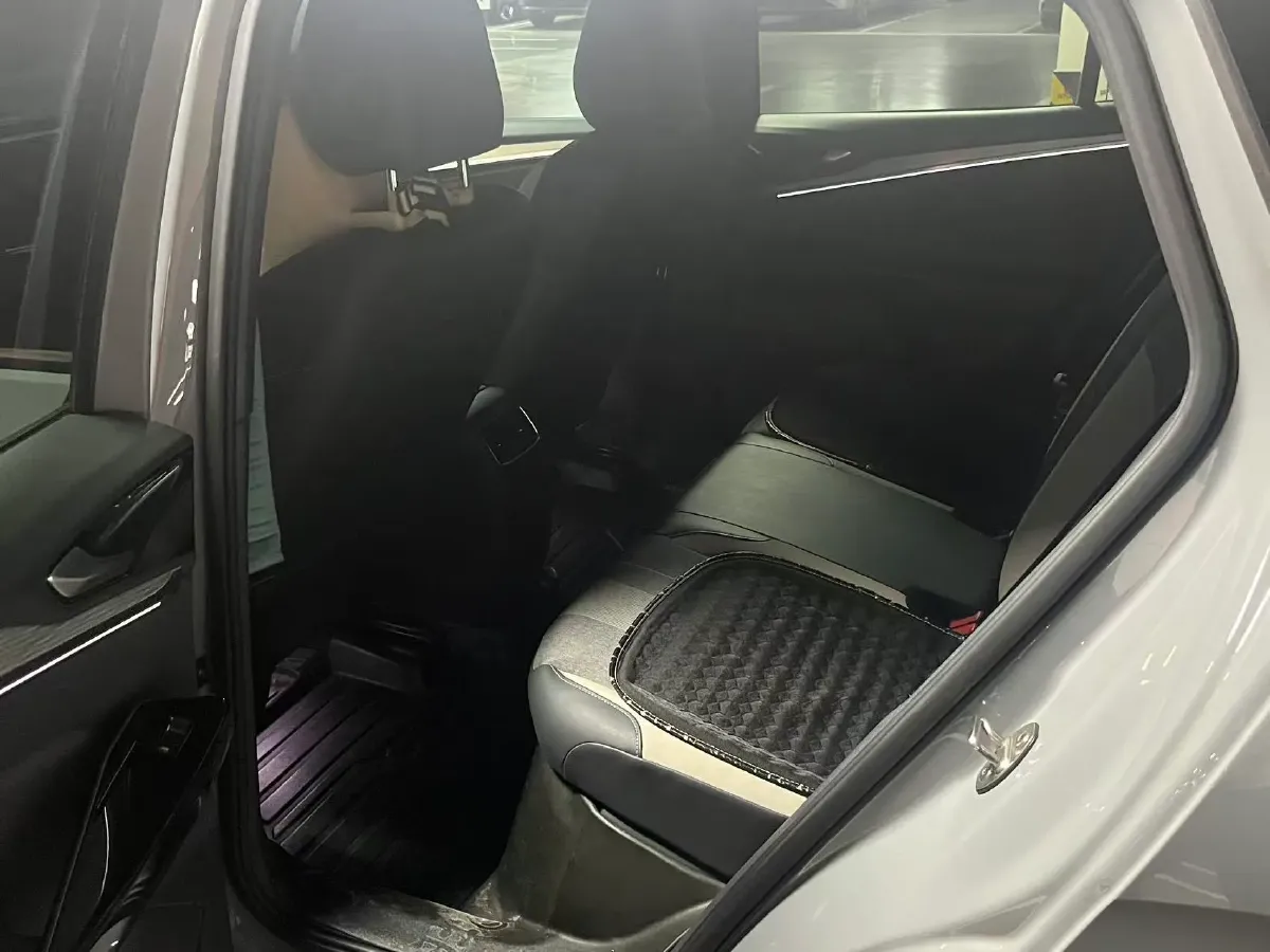 2021 Volkswagen ID.4 Crozz BEV 84.8KWH,autocango,china used car exporter,china ev exporter,chinese used car exporter,chinese used ev exporter