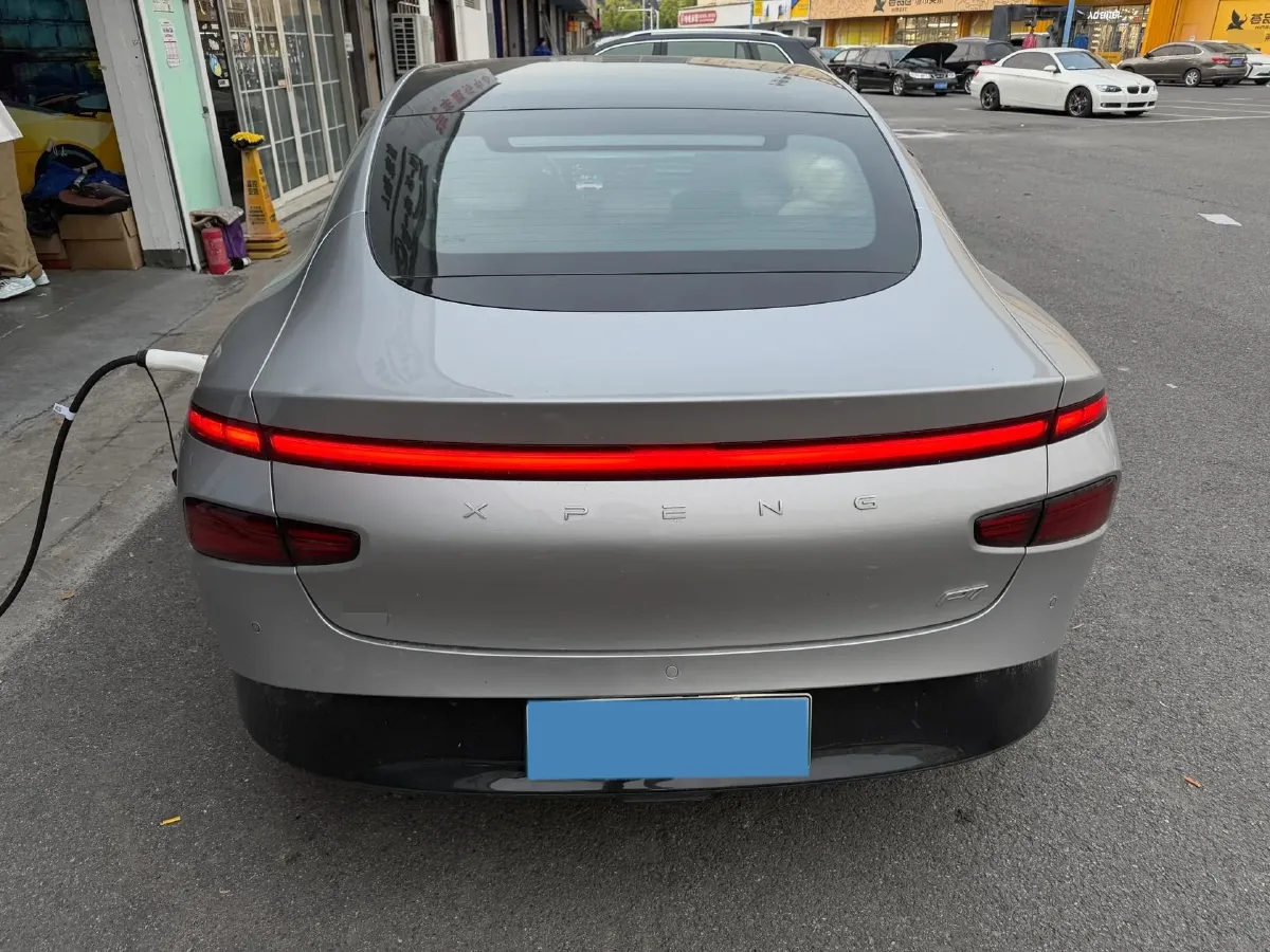 2023 Xpeng P7 BEV 86.2KWH,autocango,china used car exporter,china ev exporter,chinese used car exporter,chinese used ev exporter