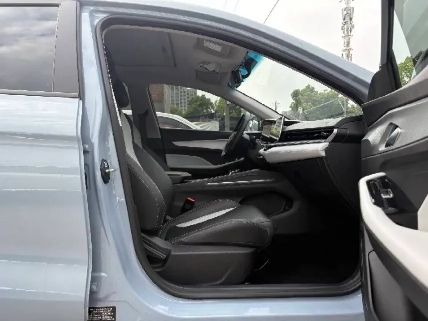 2024 Geely Binray 1.5T 181HP L4 7DCT,autocango,china used car exporter,china ev exporter,chinese used car exporter,chinese used ev exporter