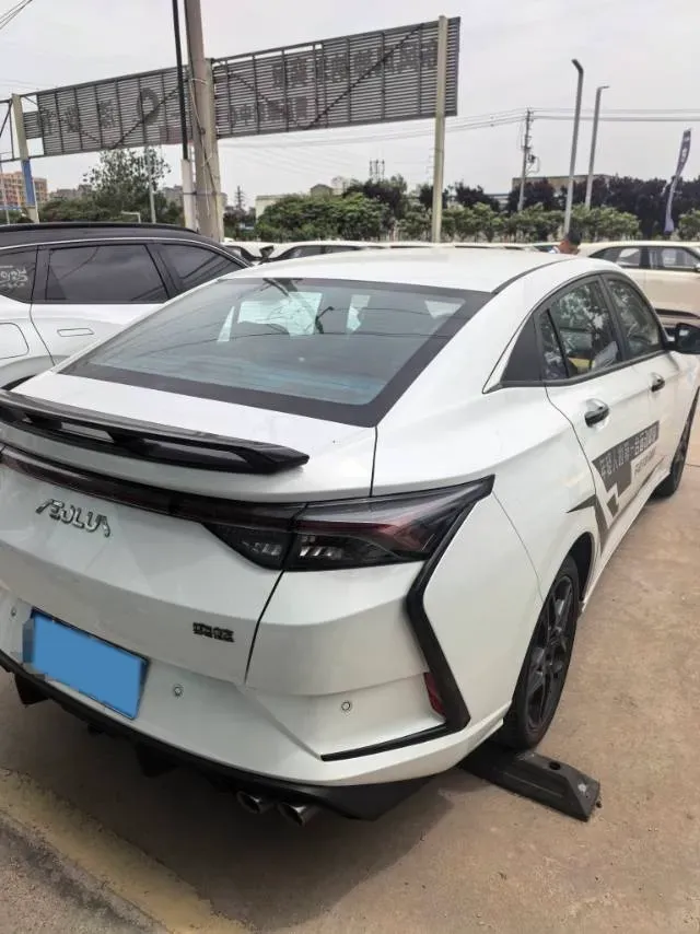 2023 DongFeng Aeolus YiXuan 1.5T 197HP L4 6DCT,autocango,china used car exporter,china ev exporter,chinese used car exporter,chinese used ev exporter