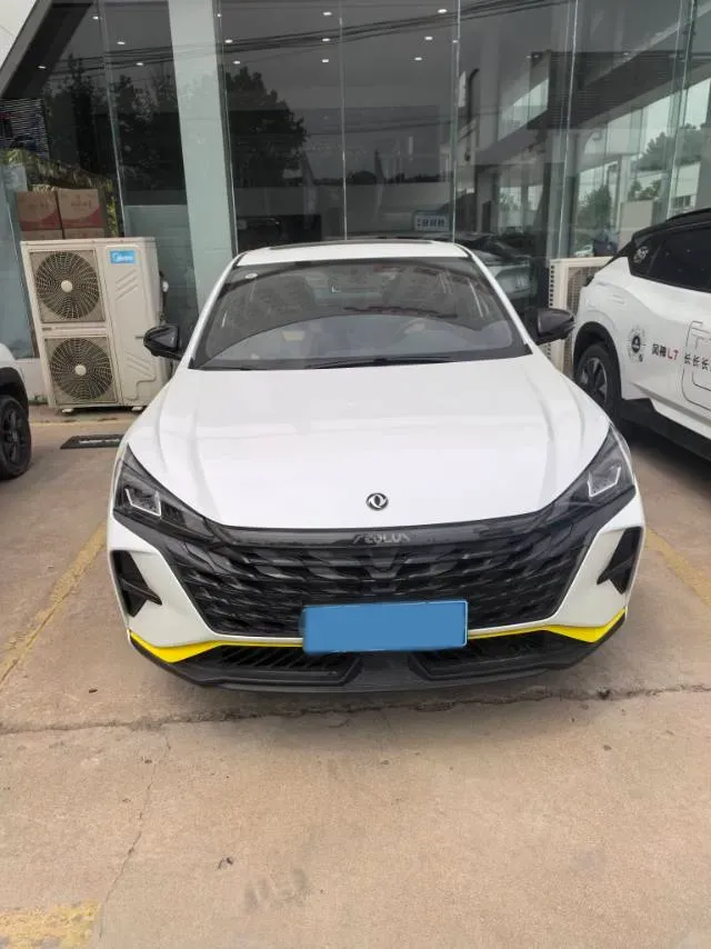 2023 DongFeng Aeolus YiXuan 1.5T 197HP L4 6DCT,autocango,china used car exporter,china ev exporter,chinese used car exporter,chinese used ev exporter