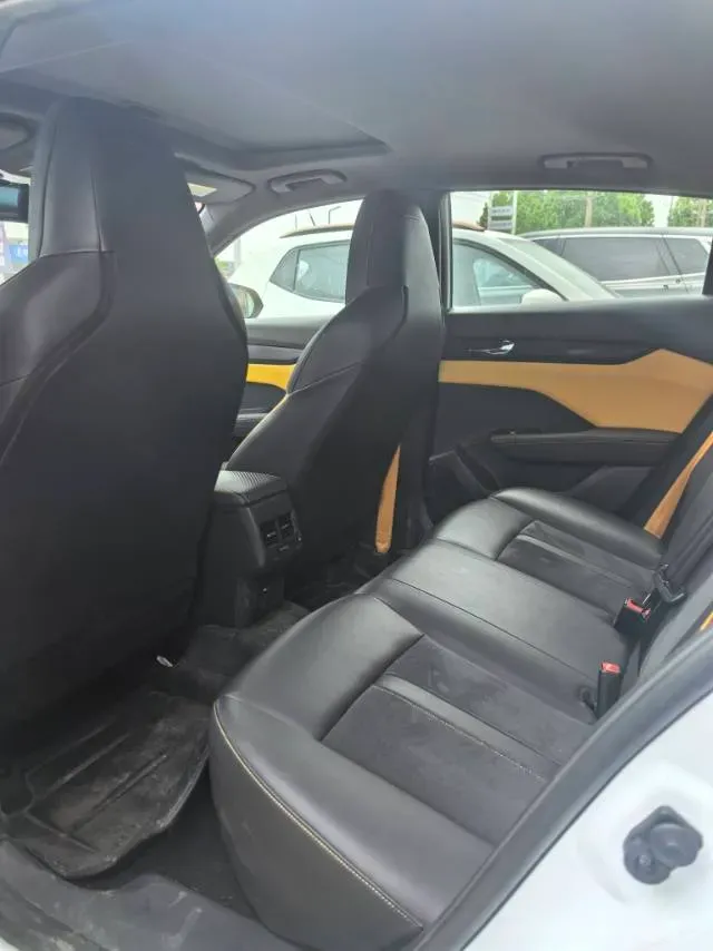 2023 DongFeng Aeolus YiXuan 1.5T 197HP L4 6DCT,autocango,china used car exporter,china ev exporter,chinese used car exporter,chinese used ev exporter