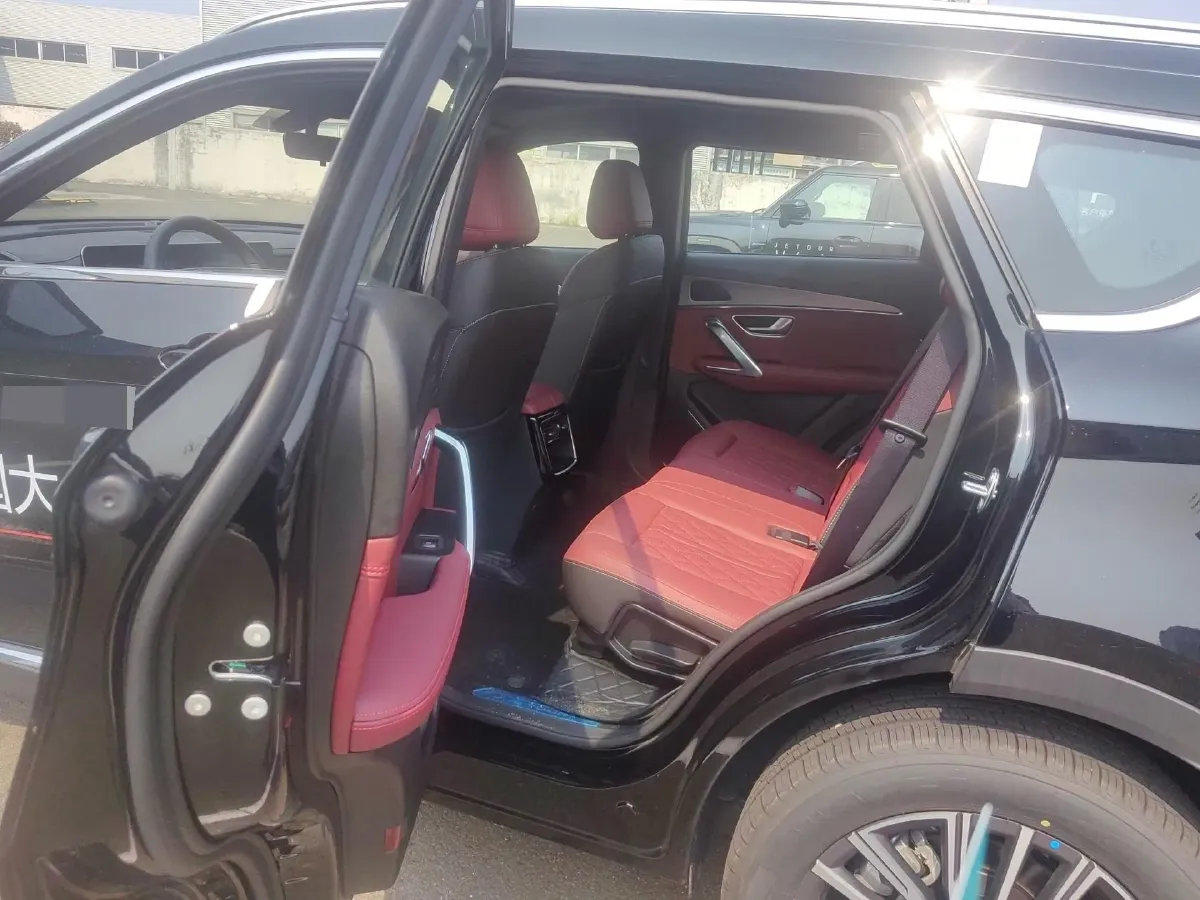 2024 Jetour X70 Plus 1.5T 156HP L4 6DCT,autocango,china used car exporter,china ev exporter,chinese used car exporter,chinese used ev exporter