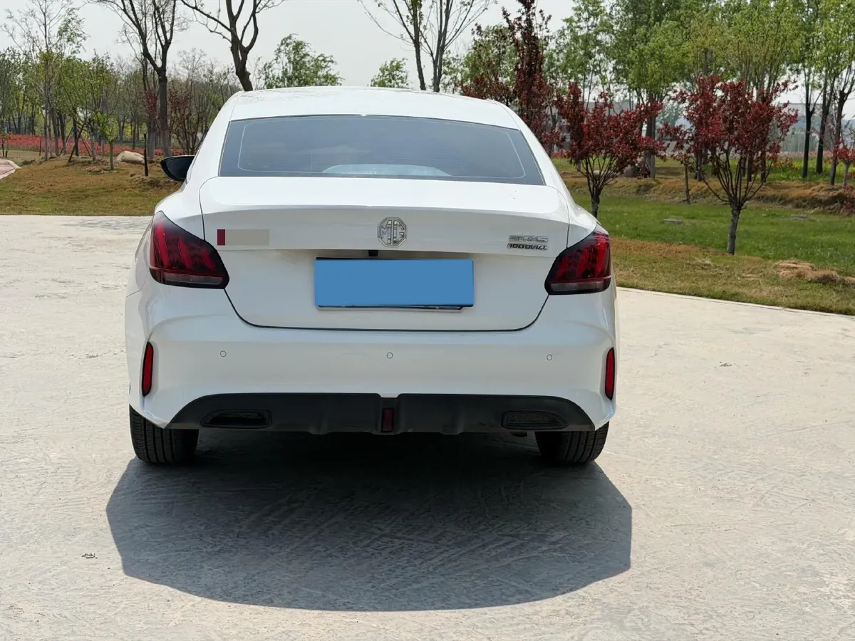 2023 MG 5 1.5L 129HP L4 5MT,autocango,china used car exporter,china ev exporter,chinese used car exporter,chinese used ev exporter