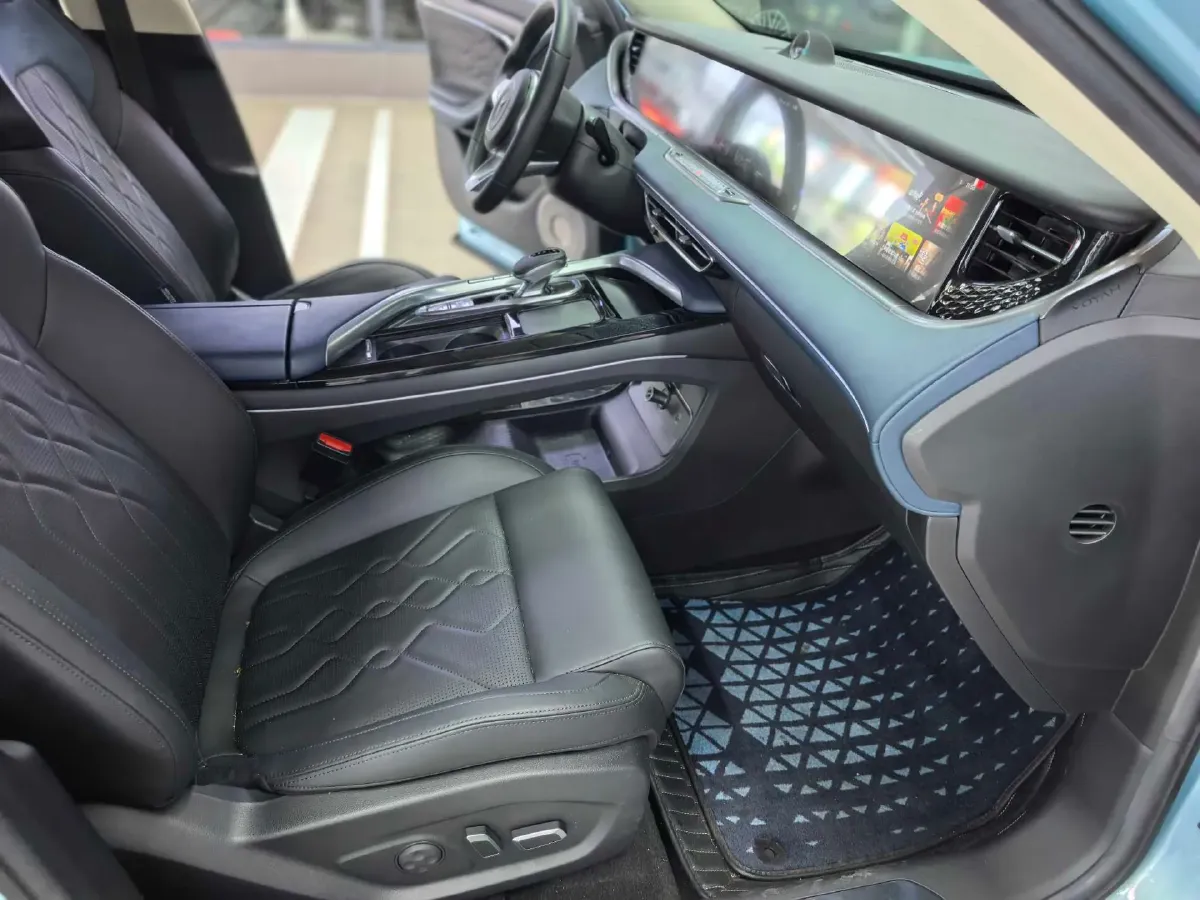 2021 Voyah FREE BEV 88KWH,autocango,china used car exporter,china ev exporter,chinese used car exporter,chinese used ev exporter