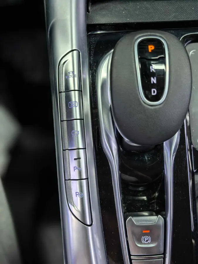 2021 Voyah FREE BEV 88KWH,autocango,china used car exporter,china ev exporter,chinese used car exporter,chinese used ev exporter