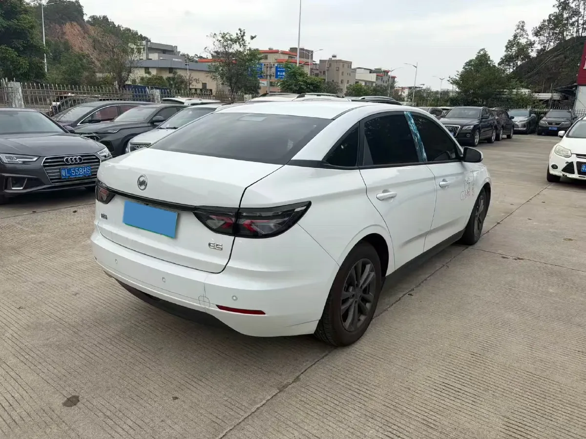 2021 Weltmeister E.5 BEV 49.92KWH,autocango,china used car exporter,china ev exporter,chinese used car exporter,chinese used ev exporter
