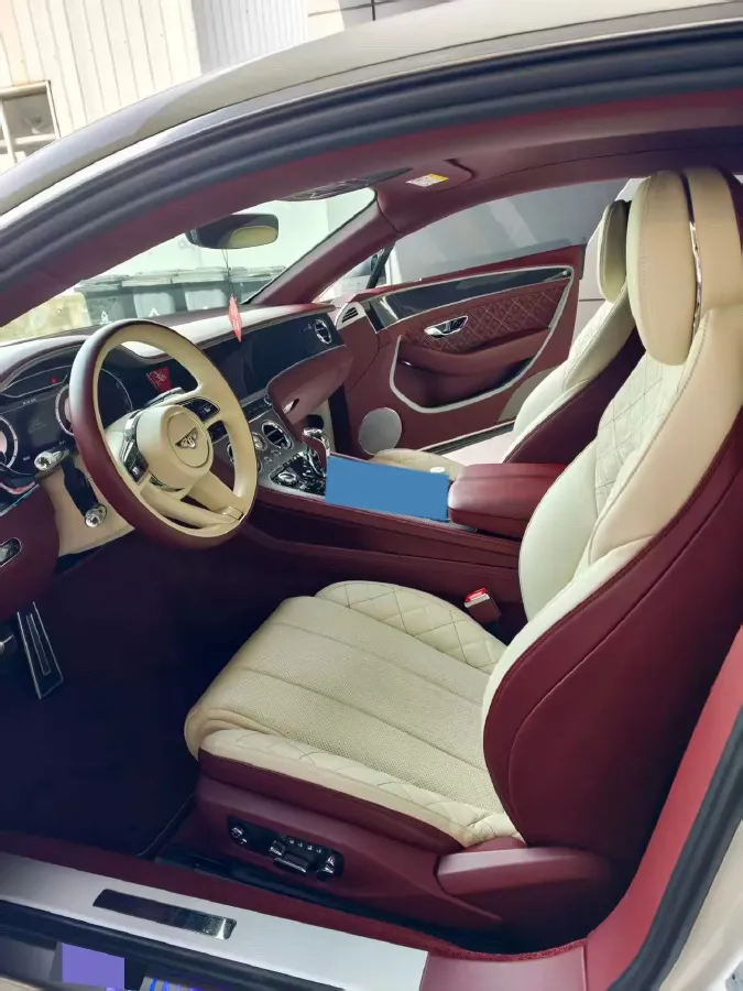 2022 Bentley Continental 4.0T 549HP V8 8DCT,autocango,china used car exporter,china ev exporter,chinese used car exporter,chinese used ev exporter