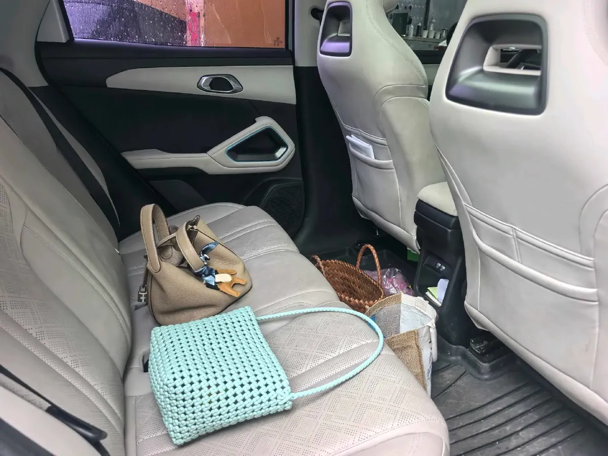 2024 BYD YuanUP BEV 45.12KWH,autocango,china used car exporter,china ev exporter,chinese used car exporter,chinese used ev exporter