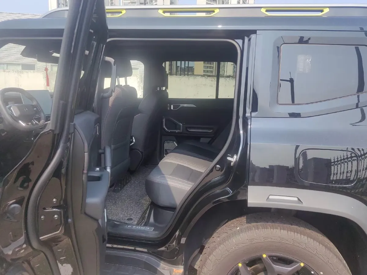 2023 Jetour Traveller 2.0T 254HP L4 7DCT,autocango,china used car exporter,china ev exporter,chinese used car exporter,chinese used ev exporter