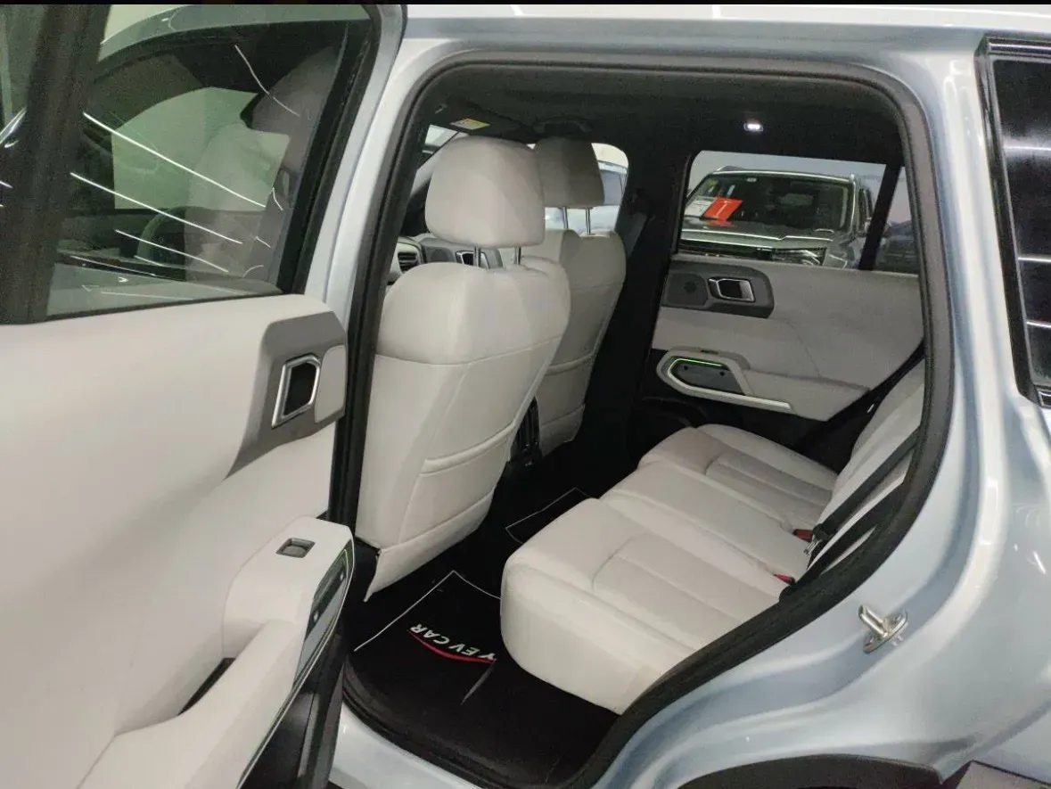 2025 FangChengBao Tai 3 BEV,autocango,china used car exporter,china ev exporter,chinese used car exporter,chinese used ev exporter