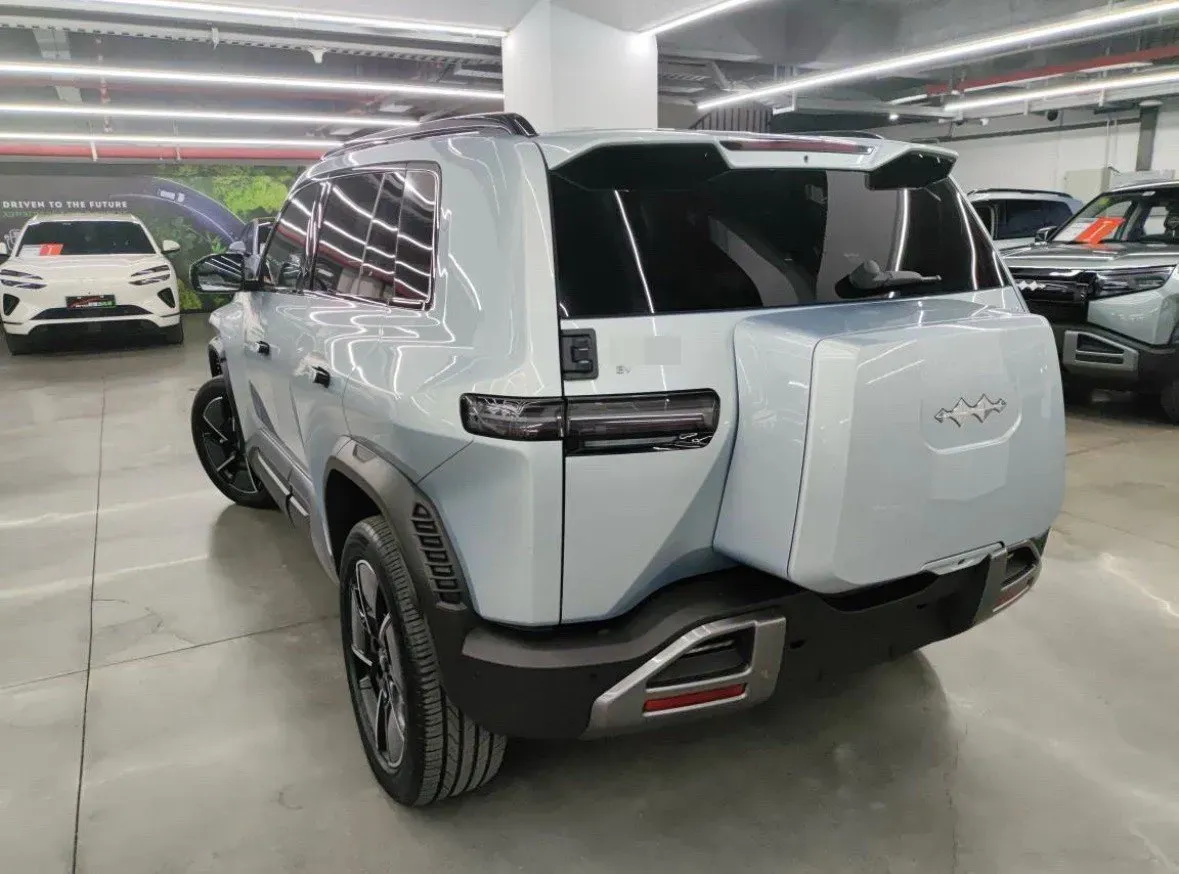 2025 FangChengBao Tai 3 BEV,autocango,china used car exporter,china ev exporter,chinese used car exporter,chinese used ev exporter