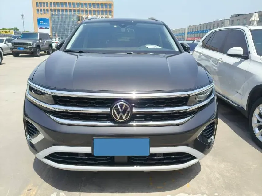 2021 Volkswagen Talagon 2.0T 220HP L4 7DCT,autocango,china used car exporter,china ev exporter,chinese used car exporter,chinese used ev exporter