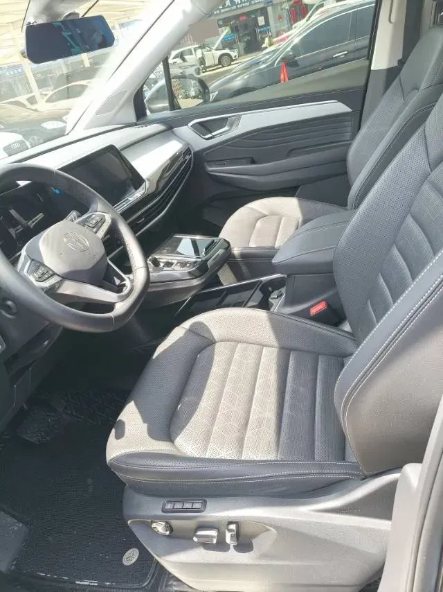 2021 Volkswagen Talagon 2.0T 220HP L4 7DCT,autocango,china used car exporter,china ev exporter,chinese used car exporter,chinese used ev exporter