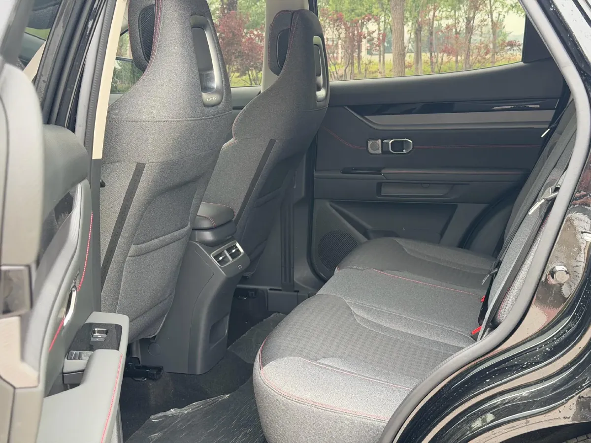 2024 Jetour DASHING 1.5T 156HP L4 6DCT,autocango,china used car exporter,china ev exporter,chinese used car exporter,chinese used ev exporter