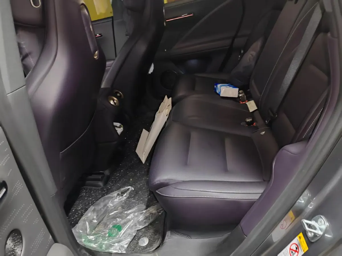 2024 Avatr 07 BEV 82.16KWH,autocango,china used car exporter,china ev exporter,chinese used car exporter,chinese used ev exporter