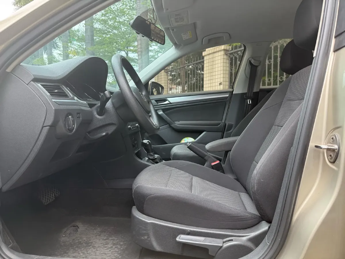 2018 Volkswagen Bora 1.5L 110HP L4 6AT,autocango,china used car exporter,china ev exporter,chinese used car exporter,chinese used ev exporter