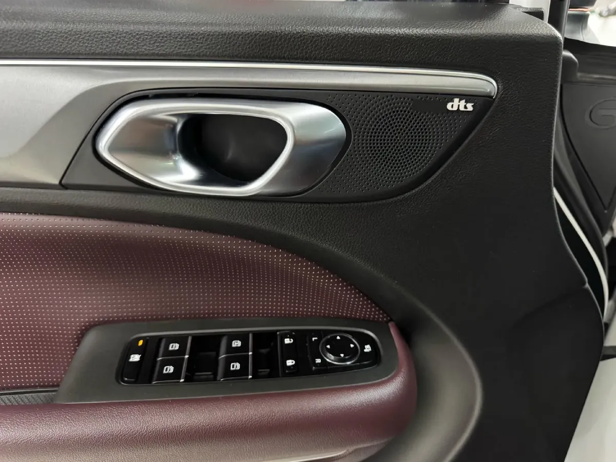 2023 GAC Trumpchi M6 1.5T 177HP L4 7DCT,autocango,china used car exporter,china ev exporter,chinese used car exporter,chinese used ev exporter