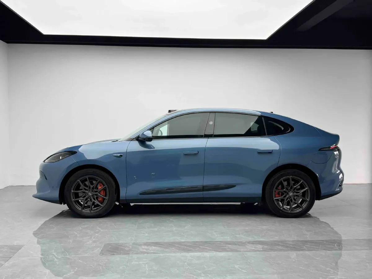 2025 IM LS6 BEV 75KWH,autocango,china used car exporter,china ev exporter,chinese used car exporter,chinese used ev exporter