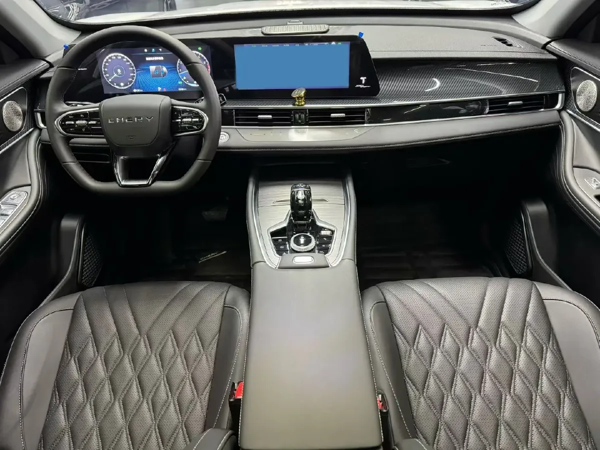 2023 Chery Tiggo 7 Plus 1.6T 197HP L4 7DCT,autocango,china used car exporter,china ev exporter,chinese used car exporter,chinese used ev exporter