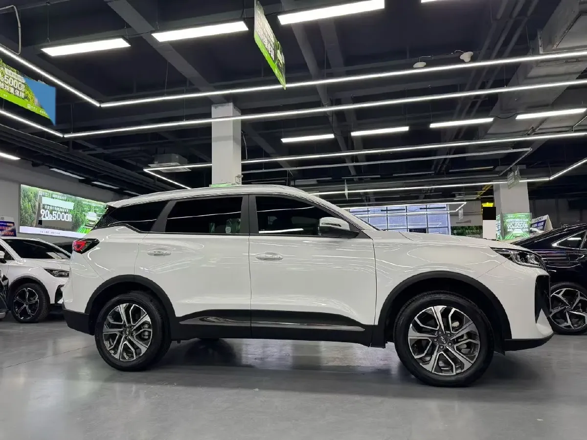2023 Chery Tiggo 7 Plus 1.6T 197HP L4 7DCT,autocango,china used car exporter,china ev exporter,chinese used car exporter,chinese used ev exporter